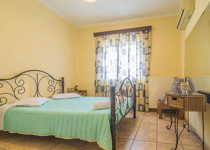 Tonia Aparthotel